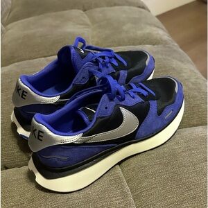 Nike Phoenix, waffle fit purple